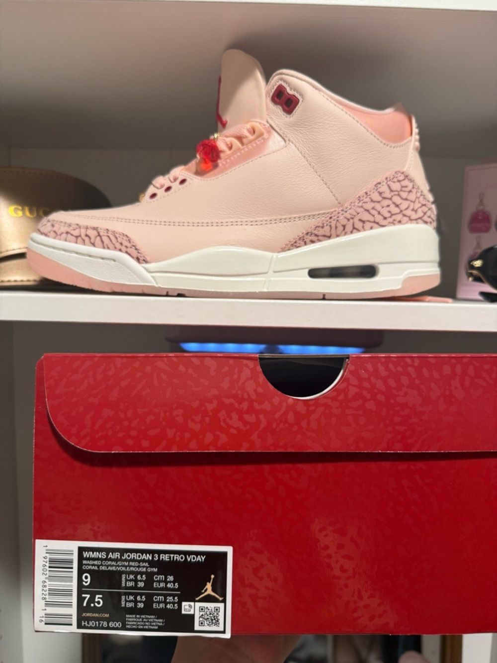 Jordan Pink WMNS Air Jordan 3 Retro VDay Sneakers